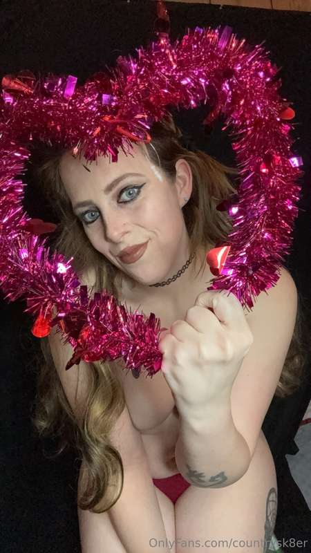 Happy Valentine’s Day here’s my Valentine’s Day photoshoot d.. 8