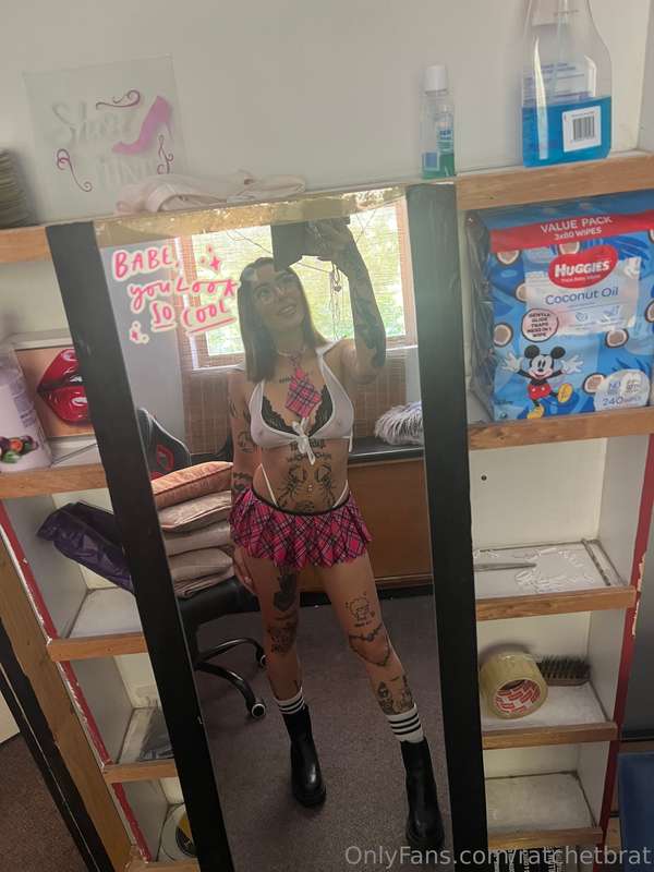 ⁠hi daddy how do I look? 