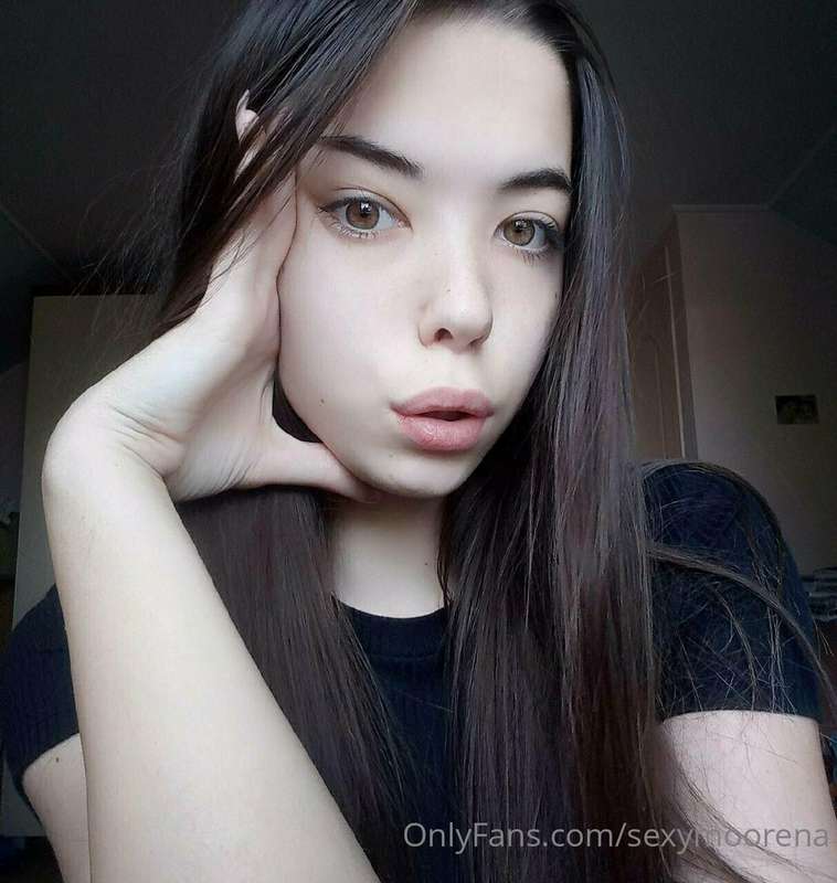 Petite baby @leila_nude is shy so you gotta hit her up first..