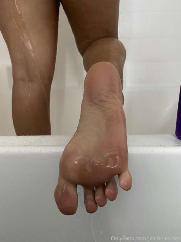For my feet lovers 😈 👅 😋 1
