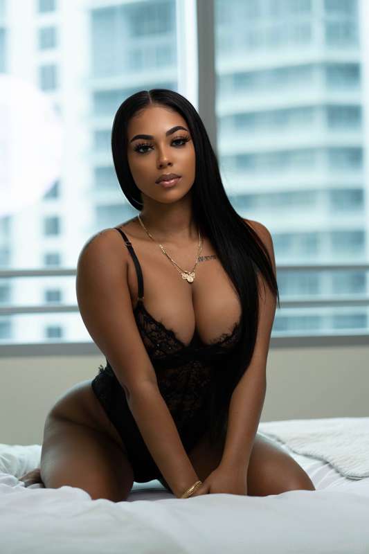 IMAGINE getting FREE videos of your little slut sucking cock..