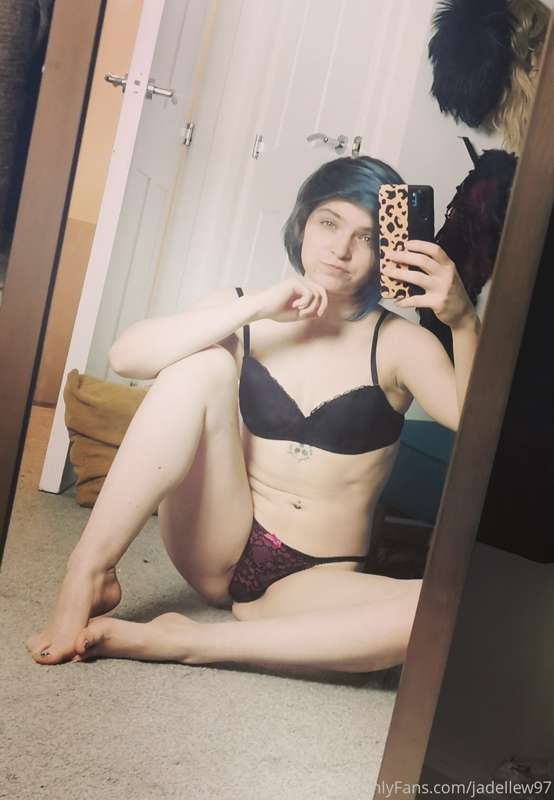 😝