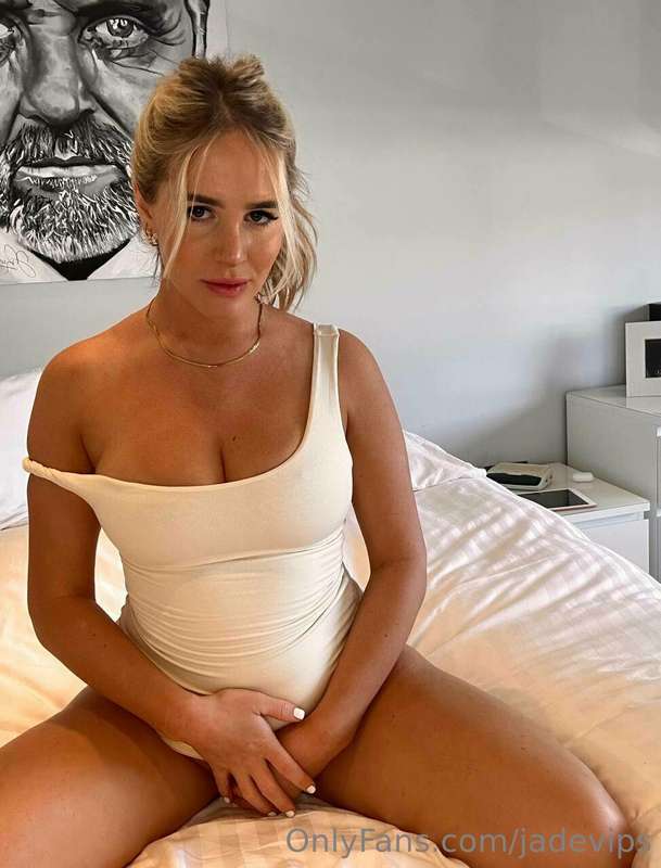 Feeling horny like me? Msg me 😉 1