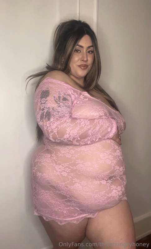 I look the cutest when my mouth and belly are full 🐽🐽🐽 15