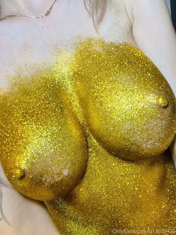 Gold Ana :)), gold body 2