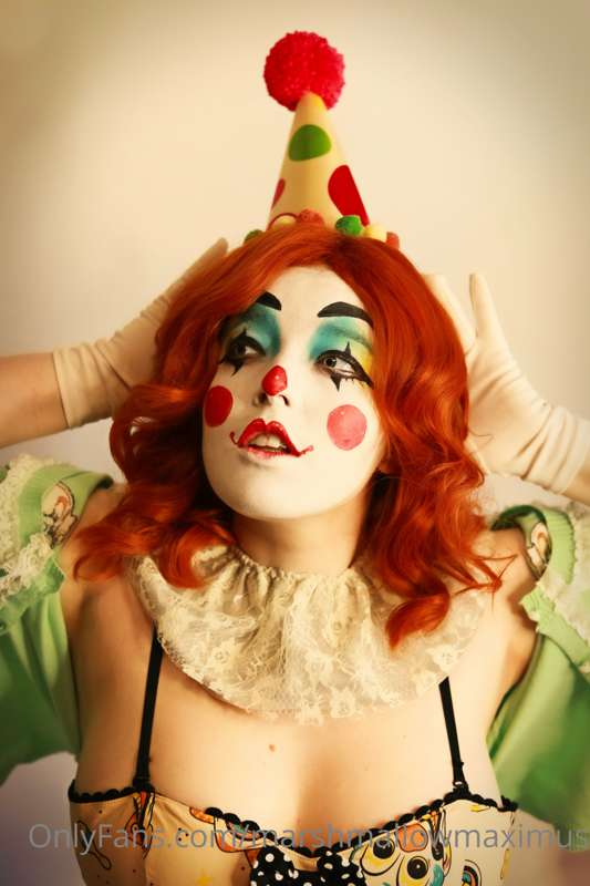 Retro Clown set (Part 1)
Ohhhh how fun it is to clown around.. 13