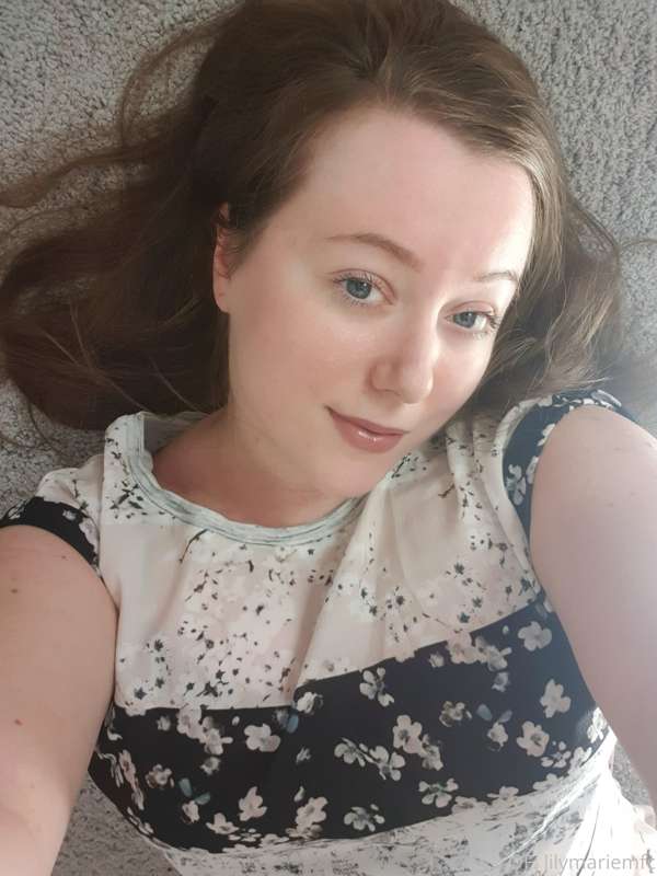 Floor selfies 🌙 3