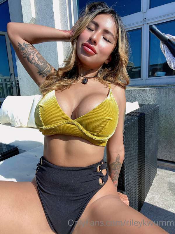 oh kiss me please