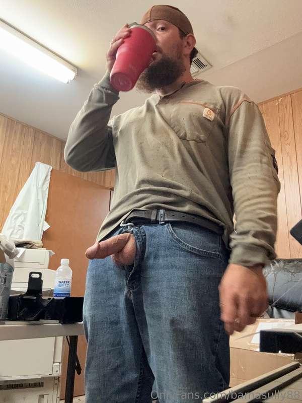 Anyone as thirsty as I am rn?🤷🏻‍♂️