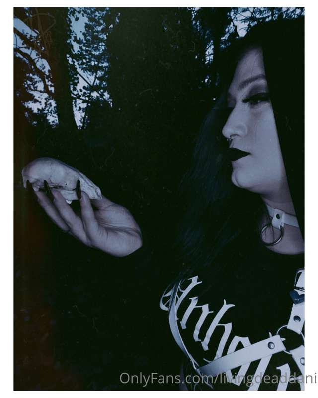 Halloween 21 shoot 🎃🖤🕸⚰ 16