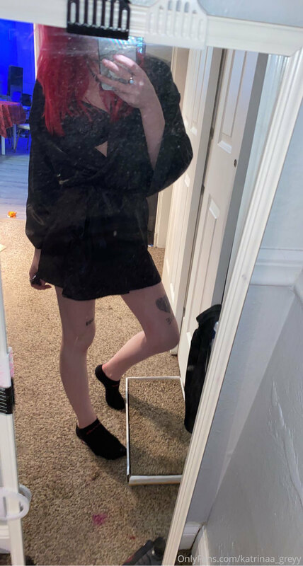 who wants to see what's underneath this robe? 1