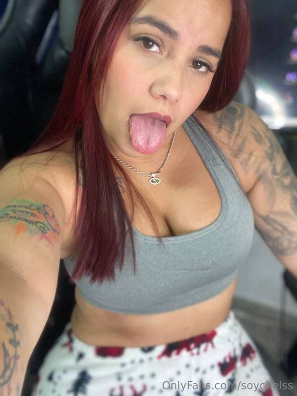 I'm a little bored love🥺 shall we play?🤭🤭 3