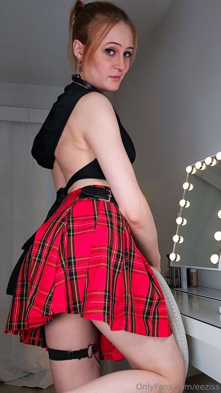 Eeziss - Onlyfans - 01 Jan, 2024