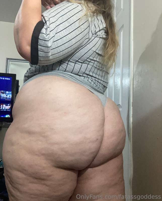 Fatassgoddess - Onlyfans - 08 Feb, 2025