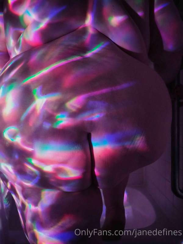 Totally naked with fupa exposure! 🙈 Unlock to see this color..
