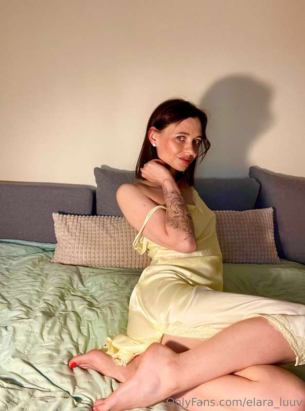 🚨 FREE PAGE🚨❤️‍🔥 @luna_luxe_1 ❤️‍🔥This HOT milf is begging f..