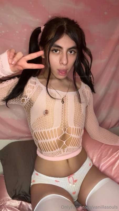 A collection of slutty pics in pink 💖 2