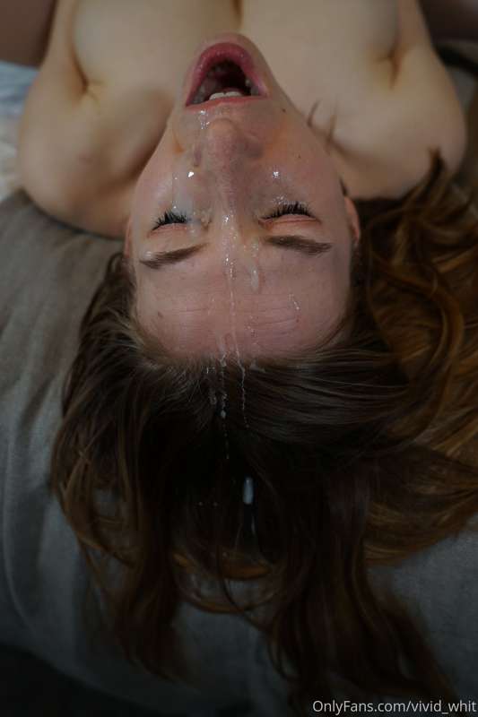 The facial I received after filming my first B/G video 👅!! 2