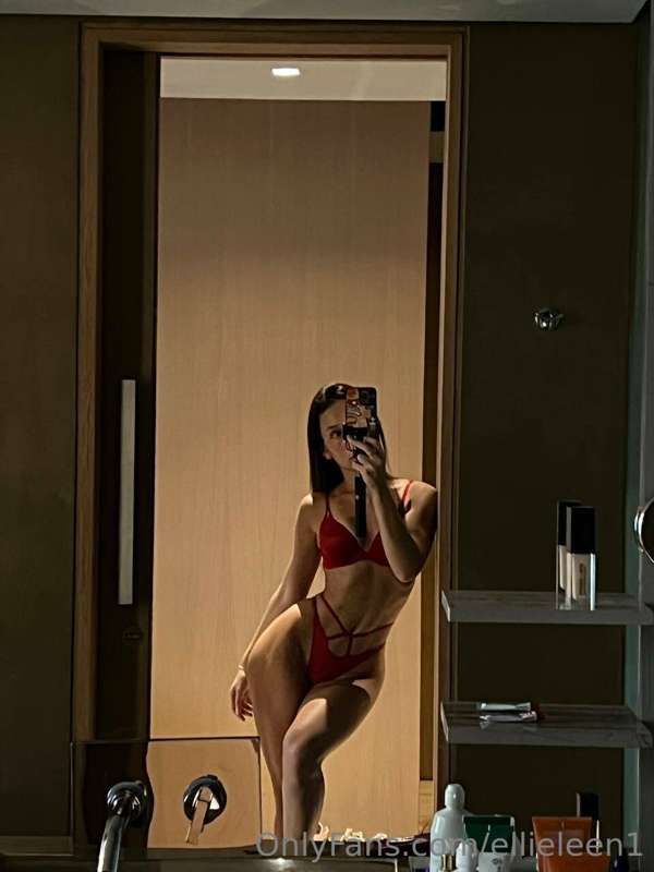 Lets film while we fuck in the mirror