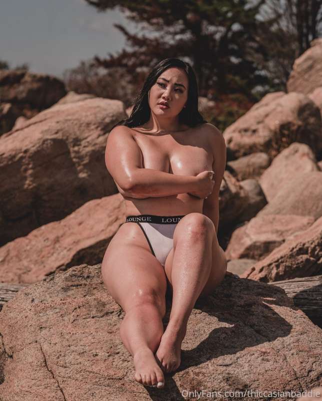 From my 2 shoots last week 😍 only fans EXCLUSIVES 🙌🔥 10