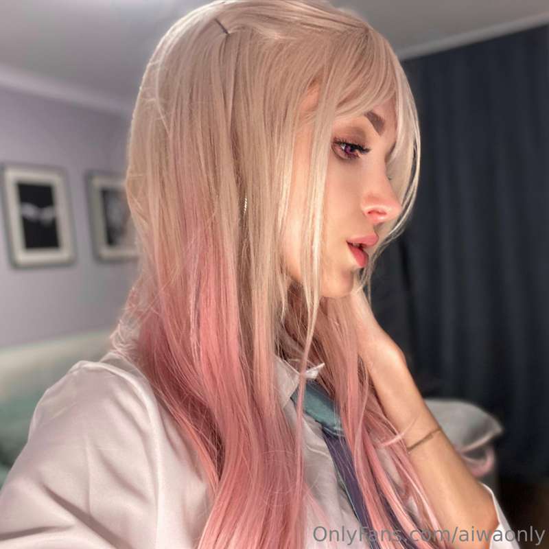 Blonde 😳 1