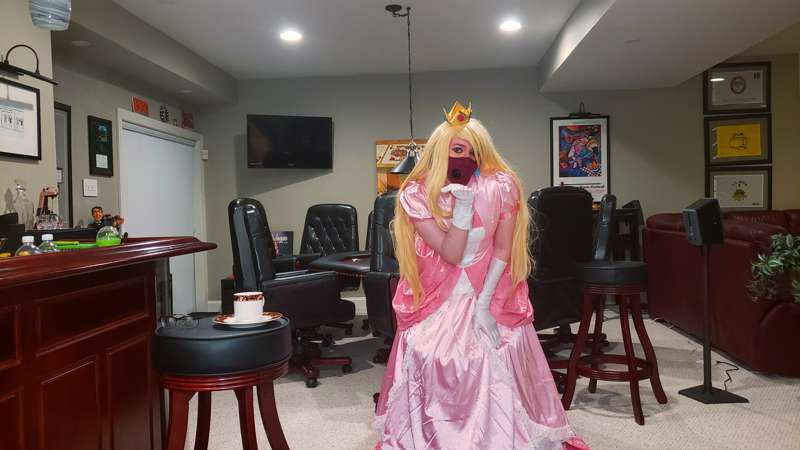Here's another Classic Peach. This should be Very fun. >:) 6