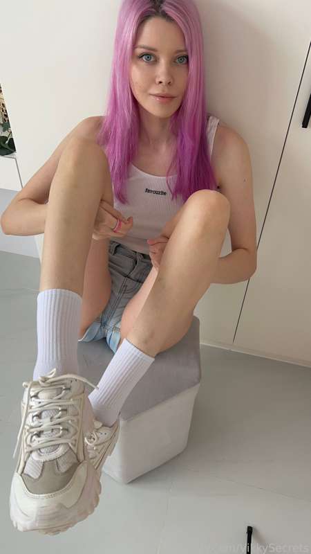 Vikkysecrets - Fansly - 02 Jul, 2023 1