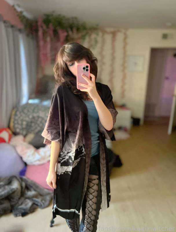 Kaitlinwitcher - Fansly - 28 Nov, 2023