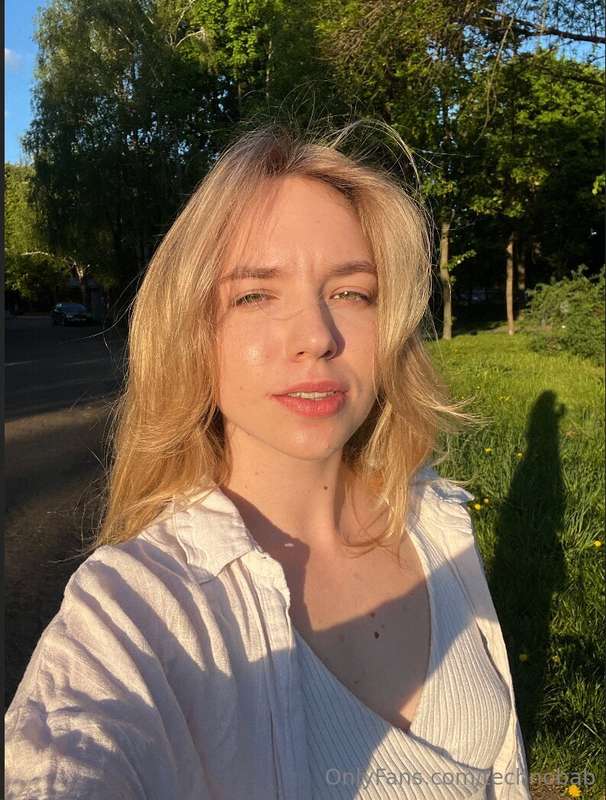 🌿 𝐅𝐫𝐞𝐞 𝐒𝐮𝐛𝐬𝐜𝐫𝐢𝐩𝐭𝐢𝐨𝐧 Your charming gf @emmaluss_free invites ..