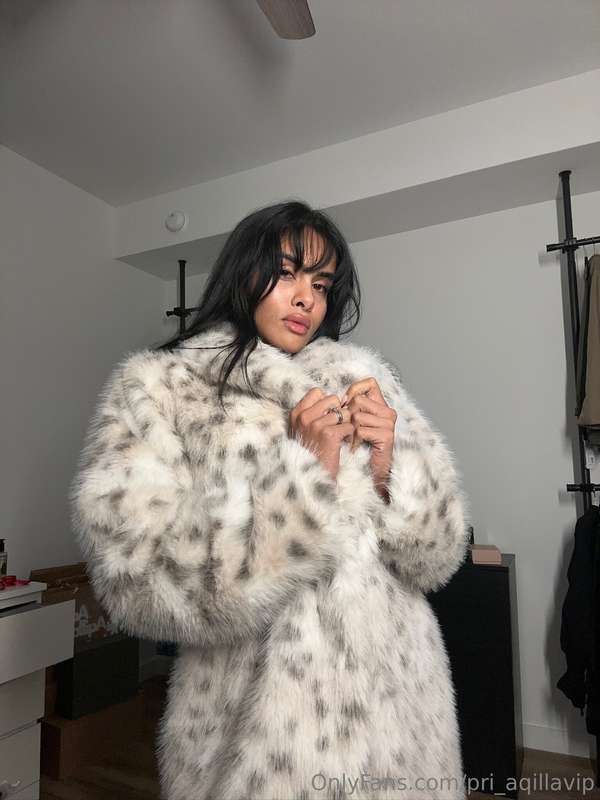 should I show you what's under?