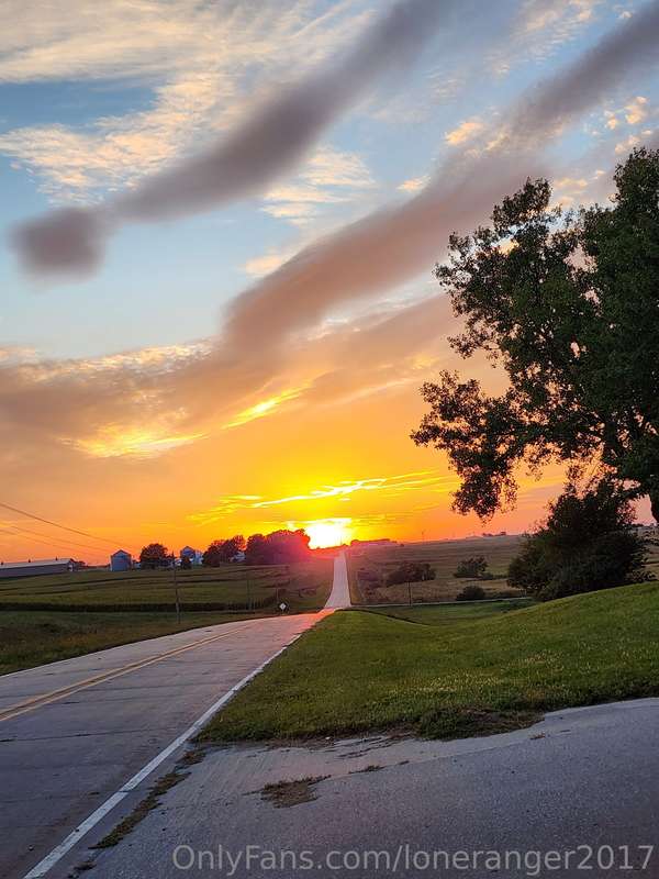 We've been having some really nice sunsets this fall....I ho..