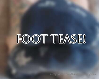 This video is FREE on my VIP page,slowly taking off my socks..