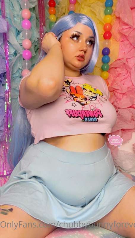 I wish someone would take me to the mall dressed really cute.. 6