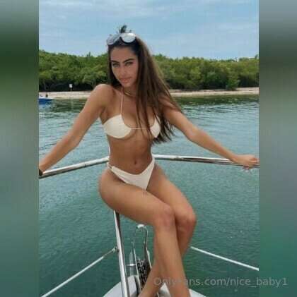 🌸 @thecaligirl TURNED 18🌸 I can’t believe how WET and she ge..