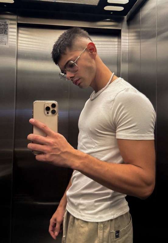 𝙍𝙀𝘼𝙇 𝘾𝙐𝙍𝙄𝙊𝙎 𝙎𝙏𝙍𝘼8 𝘽𝙐𝘿𝘿𝙔 🙇🏼‍♂️👼🏼 ONLY FOR $3@diegojoelx is my.. 4
