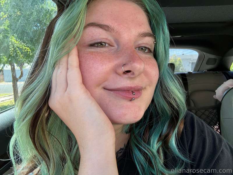 Frecklezz 😚