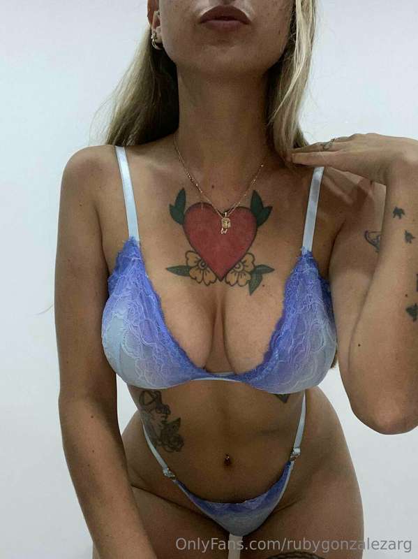 J’aime trop ma nouvelle lingerie 😏