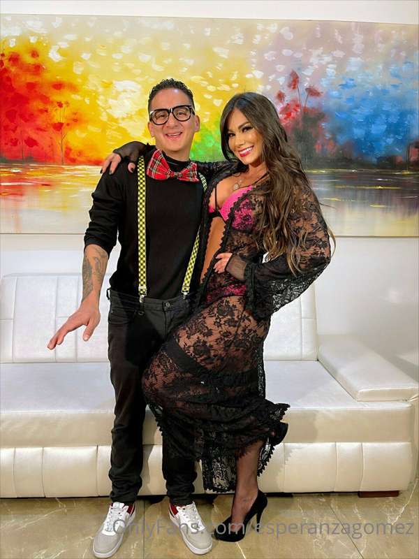 No te pierdas todas las travesuras que hicimos con @danyclar.. 2
