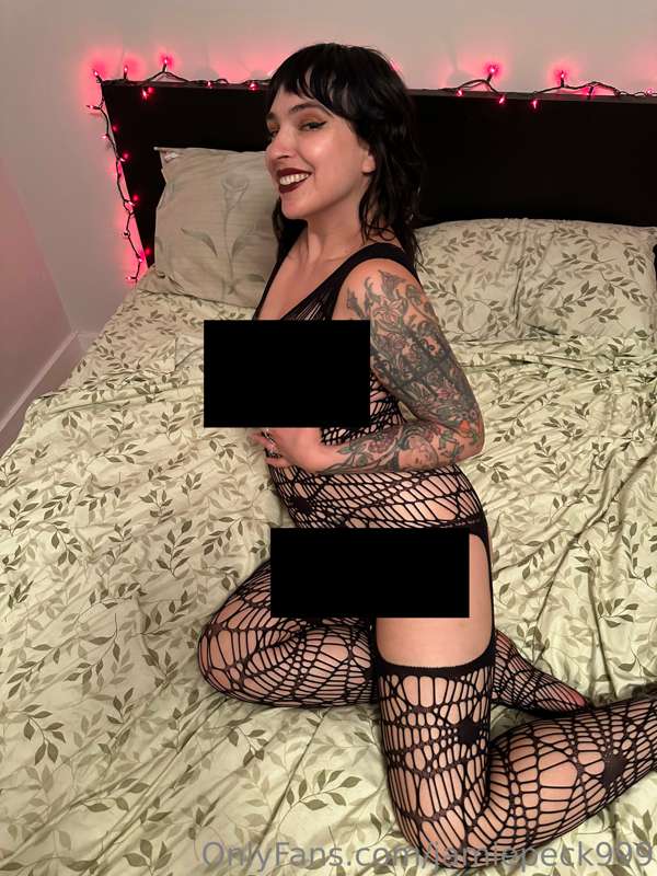 New bodysuit photo and video set! I did yet another shoot wi.. 2