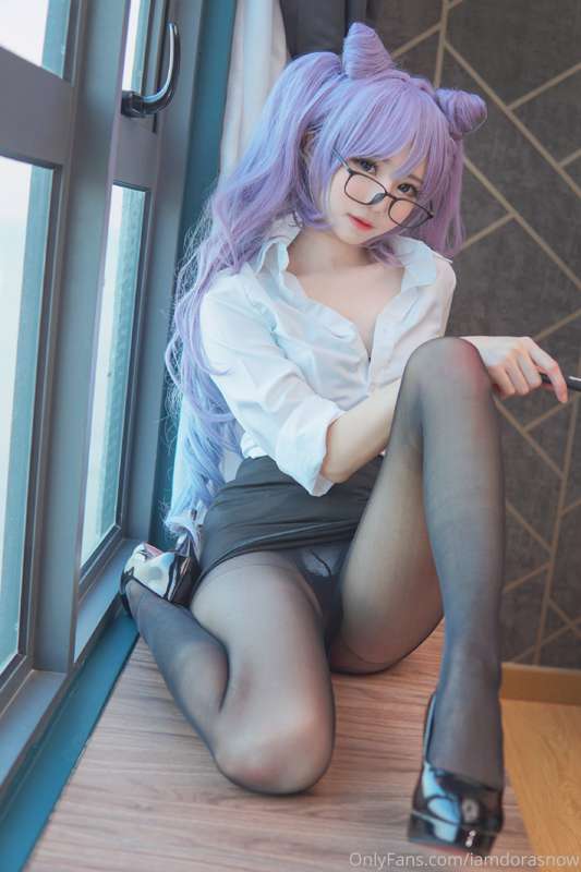 This 30 Hd Ke Qing Secretary pics including fanservice is no..