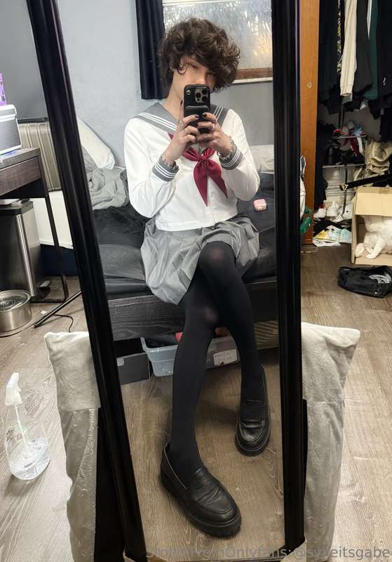 Haii 🫡 Sempaii 🙇 Japanese femboi 🇯🇵 Pics :3  34