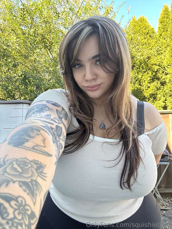 I love showing off outside ☺️☺️ 9