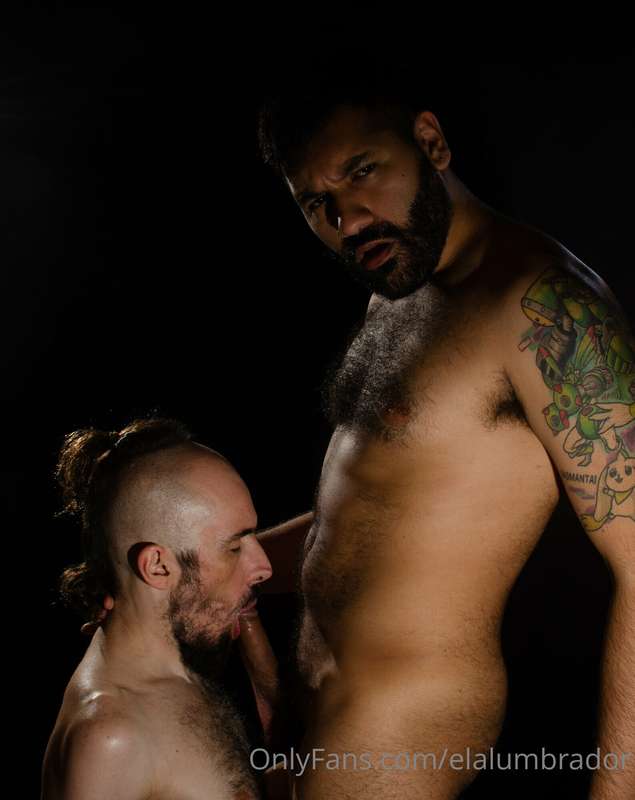 sucking with @vellotatuado 1