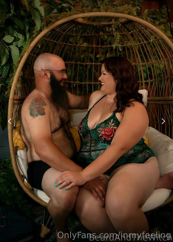 #ad 
@beardandthewitch
An adventurous couple willing to try ..