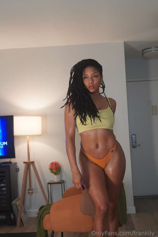 Sfw.  10