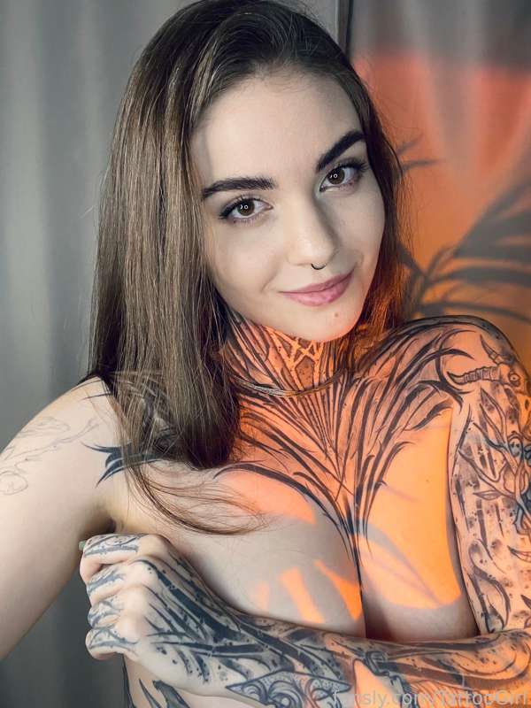 Tattoogirl - Fansly - 18 Jun, 2022