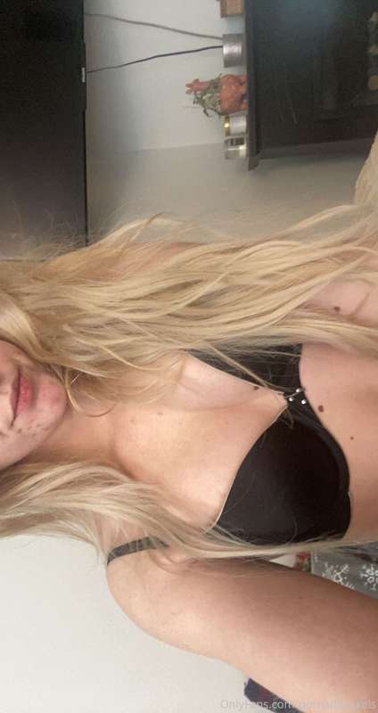 🖤🖤