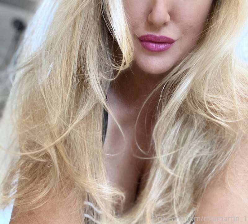 If these lips were wrapped around your cock how long before ..