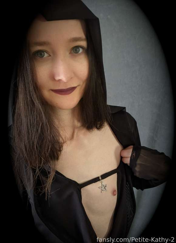 Petite-Kathy-2 - Fansly - 25 May, 2025