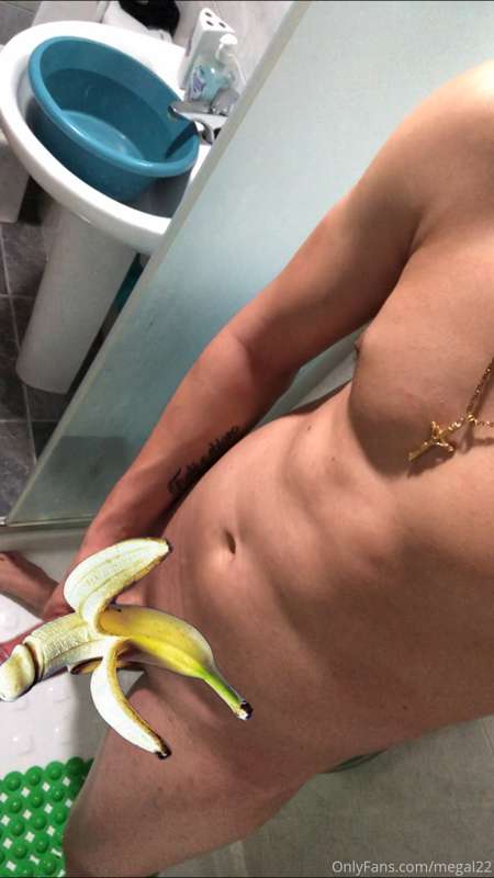 75% in my paid profile🔥🔥🔥🔥
https://onlyfans.com/megalodon18